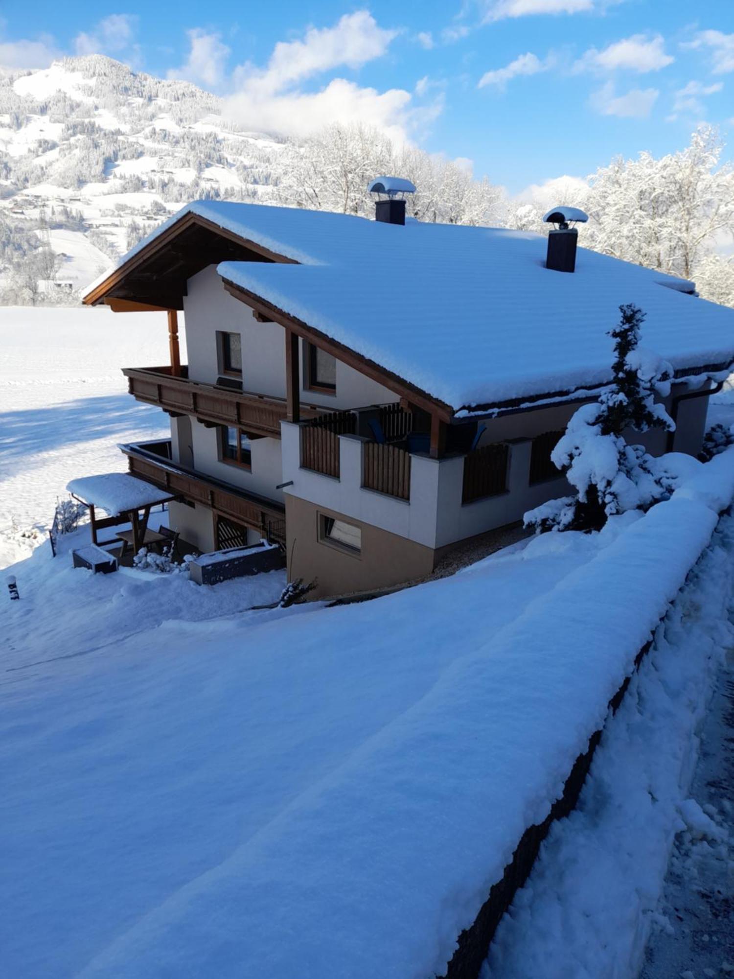 Ferienwohnung Rose Hart im Zillertal Exterior foto