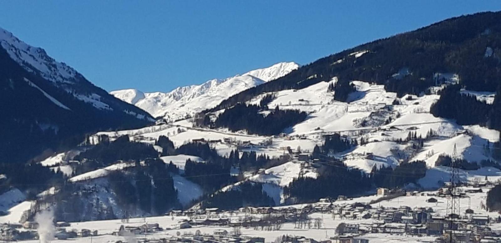 Ferienwohnung Rose Hart im Zillertal Exterior foto